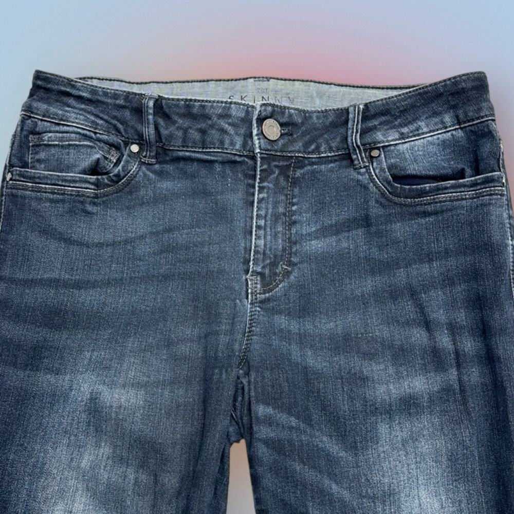 WHBM Women’s 6S THE SKINNY Blue Jeans